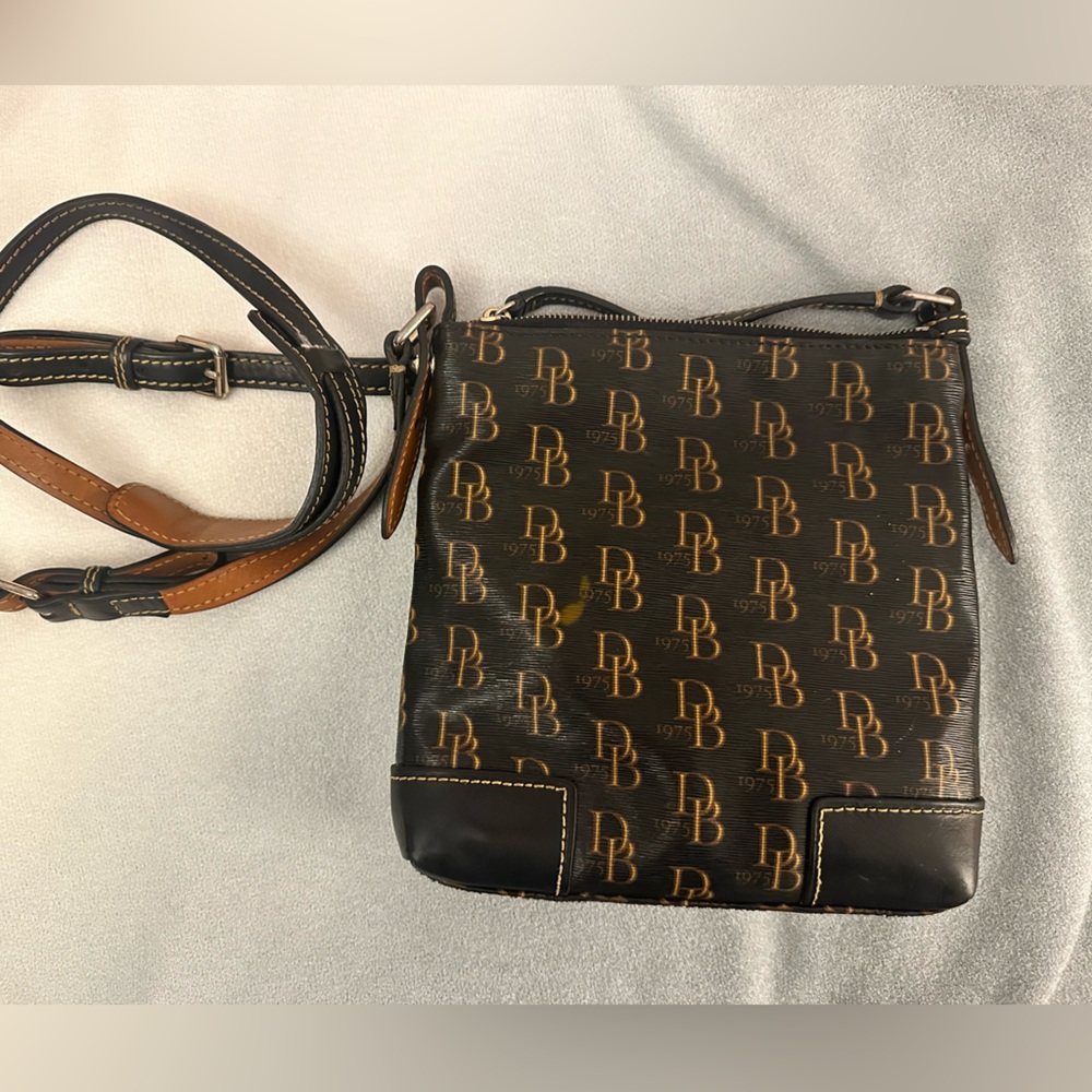 Dooney & Bourke Crossbody